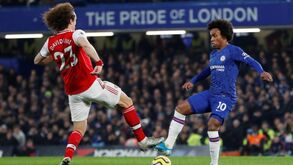Inglaterra e Escócia podem voltar a transmitir jogos de futebol em direto às 15 horas
