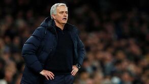 «O especialmente estúpido»: ingleses reagem ao treino de Mourinho com jogadores