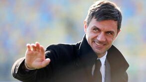 Coronavírus: Imprensa italiana noticia que Paolo Maldini já estará recuperado 