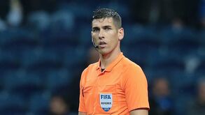 Fábio Veríssimo apenas com sintomas leves