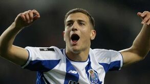 Dalot recorda balneário portista: do 'palhaço' Vaná à praxe de André André