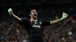 Buffon adia final da carreira e quer renovar mais um ano com a Juventus 