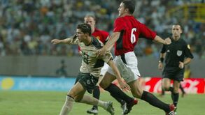 Ferdinand lembra jogo contra Ronaldo: «Deixou O'Shea em cacos e a precisar de oxigénio»