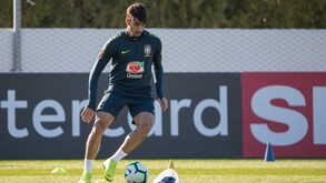 AC Milan fecha a porta à saída de Paquetá para o Benfica