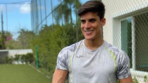 O passado de futebolista do 'padrasto' de Neymar: «Problemas pessoais afetavam-lhe o jogo»