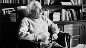 Cientistas portugueses confirmam teoria de Einstein com estrela em redor de buraco negro