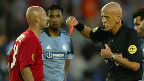 A 'lista negra' de Pierluigi Collina: os craques que tiveram de ir mais cedo para o balneário