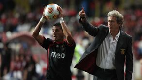 Shaffer mentiu a Jorge Jesus e terminou a rir: «O David Luiz fazia-me caretas»