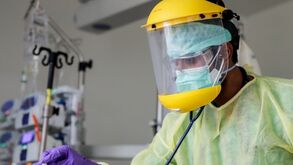 Espanha e França sofrem quedas históricas no PIB