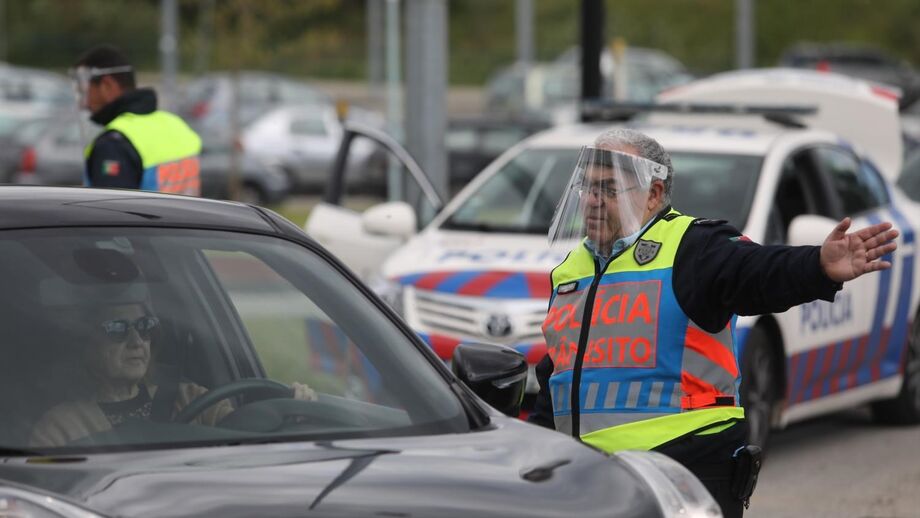 Autoridades controlam viagens durante Estado de Emergência