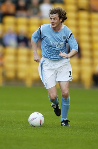 Steve McManaman (Man. City) - se retiró en 2005 (33 años) y valía 5,8 M €