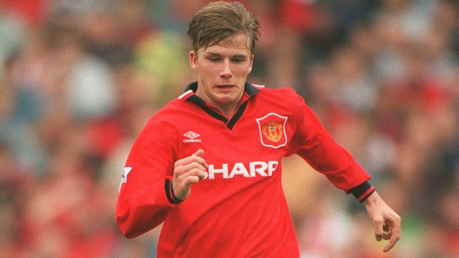 David Beckham estreou-se na liga pelo United frente ao Leeds 