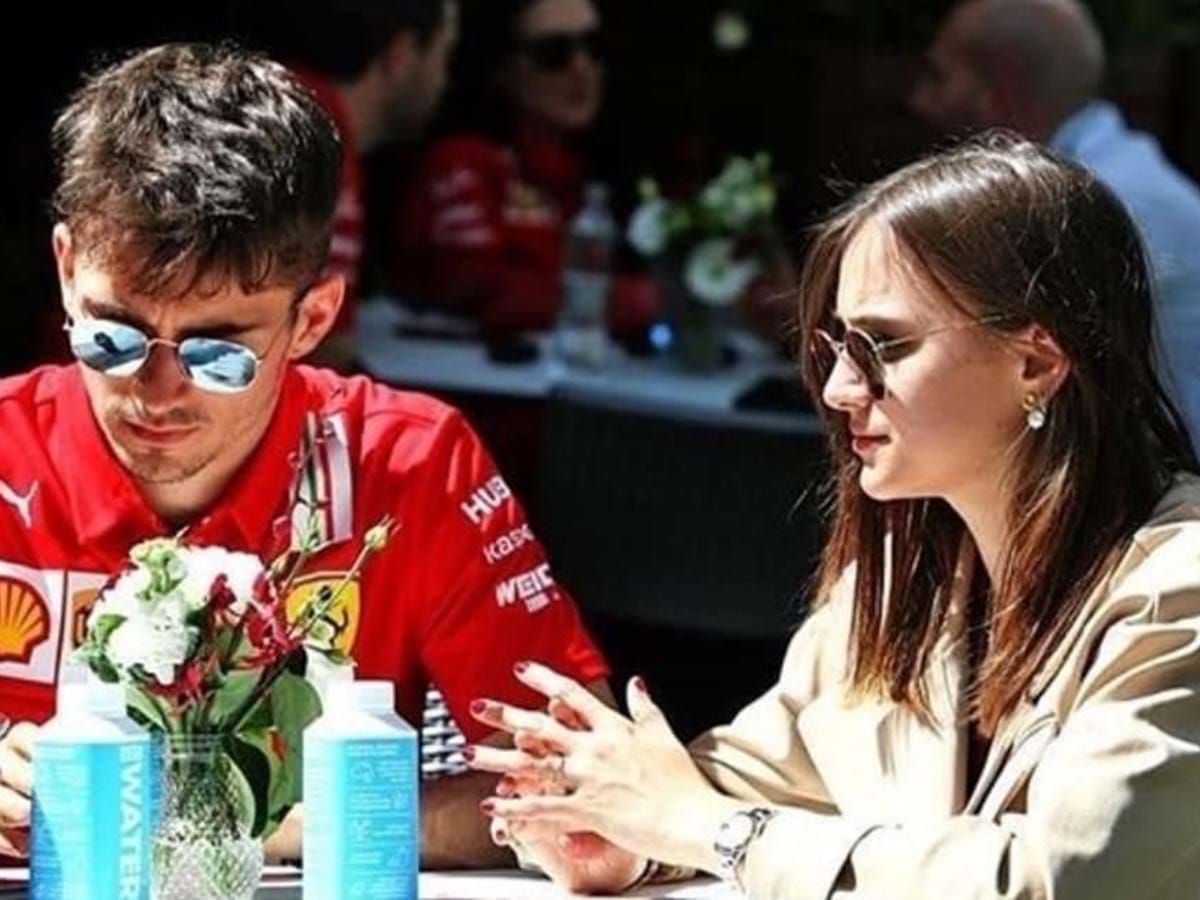 Leclerc Deixou Namorada A Porta Durante 25 Minutos A Conta Do Vicio Dos Videojogos Formula 1 Jornal Record