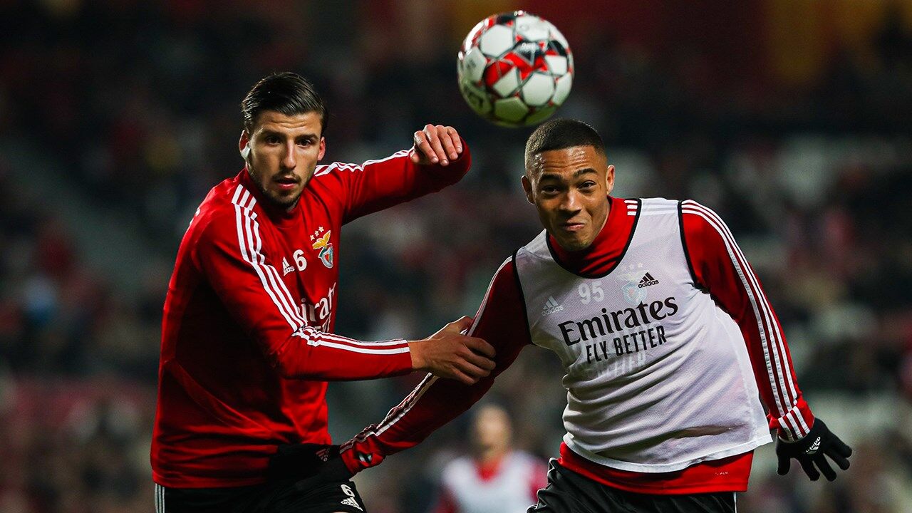 Rúben Dias e Vinícius são dois dos jogadores mais cobiçados no emblema da Luz