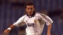 Elvir Baljic (médio ofensivo) - Contratado ao Fenerbahce em 1999, fez apenas 18 jogos pelos merengues e voltou ao clube turco, por emréstimo, na época seguinte. Teria nova oportunidade no Bernabéu em 2001/2002, mas só jogou uma vez e acabou por rumar ao Galatasaray.