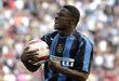 16. Obafemi Martins (19 anos, Inter) - Atingiu o topo muito cedo na carreira e 'caiu' com a mesma rapidez que lá chegou. Depois do Inter, Obafemi representou clubes como o Newcastle, Wolfsburgo, Rubin Kazan, Birmingham, Levante, Sounders e Shenhua, último clube que representou na carreira e onde se retirou profissionalmente, em 2019.