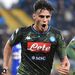 Elmas (Nápoles) - Médio de 20 anos, natural da Macedónia, por quem o Nápoles pagou na época passada 16 milhões ao Fenerbaçhe. Não demorou a adaptar-se ao futebol italiano e mostra ter grande margem para evoluir. Estrou-se na seleção principal do seu país aos 17 anos.