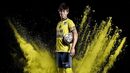Takehiro Tomiyasu (Bolonha) - Lateral direito de 21 anos, japonês, chegou a Itália na época passada, proveniente da Bélgica. Destaca-se pelo seu poder de antecipação. Pode também jogar a central.