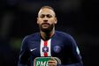 Neymar - Atualmente, veste as cores dos franceses do Paris Saint-Germain e detém a transferência mais cara do Mundo... por 222 milhões de euros.