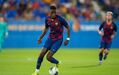 Ilaix Moriba, médio de 17 anos joga na equipa B do Barcelona.