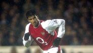 2. José Antonio Reyes (21 anos, Arsenal) - Um pé esquerdo incrívelmente talentoso que alguns portugueses ainda tiveram oportunidades de ver jogar pelos nossos relvados, não tivesse ele representado o Benfica entre 2008 e 2009, naquela que foi a sua segunda (de três) experiência fora de Espanha. Faleceu no último ano, vítima de um acidente de viação.