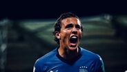 Pellegrini (Cagliari) - Lateral esquerdo de 21 anos, encontra-se emprestado pela Juventus. Tem um futuro muito promissor.