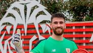 Unai Simón (Athletic Bilbao) - Guarda-redes de 22 anos está há apenas um ano na equipa principal e revela pormenores que fazem antever um futuro auspicioso.