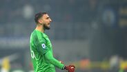 4. Gianluigi Donnarumma - Só com 20 anos de idade e já somou quase as duas centenas de jogos entre o AC Milan e a seleção italiana. É já umas das maiores figuras do futebol do seu país... e ainda tem uns largos anos pela frente!