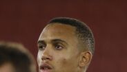 40. Brendan Galloway - Internacional inglês sub-21 inglês por três ocaisões, este defesa-central, que também joga na lateral-esquerda, representou clubes como o Milton Keynes Dons, o West Bromwich, o Everton e o Sunderland, antes de ingressar no Luton na última temporada.