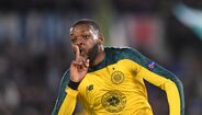 41. Olivier Ntcham - Anteriormente ligado a uma possível transferência para o FC Porto, este avançado francês representa, atualmente, os escoceses do Celtic, depois de ter passado por clubes como o Le Havre, a Génova e o Manchester City.