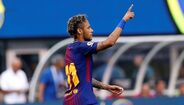 Neymar - O 'menino' Ney vislumbrou na chegada ao Barcelona, com um toque perfumado de futebol, fazendo lembrar Ronaldinho na chegada a Camp Nou. Cristiano Ronaldo apontou-lhe várias qualidades em 2016.
