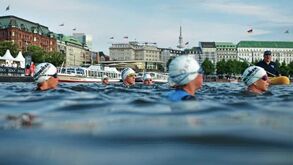 Coronavírus: Mundiais de triatlo de Hamburgo adiados de julho para setembro