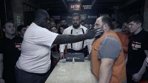MMA parou e lutador brasileiro mantém forma no... campeonato das bofetadas