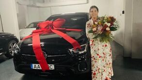 Mãe de Cristiano Ronaldo mostra o que os filhos lhe deram