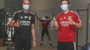 As imagens dos jogadores do Benfica numa nova realidade no Seixal