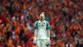 «Tentei de tudo»: Karius anuncia rescisão com o Besiktas e 'atribui' culpas ao clube