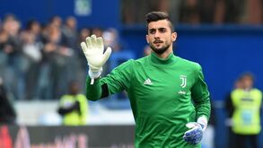 Perin: «Ronaldo disse-me que estava a fazer uma ótima escolha ao assinar pelo Benfica»