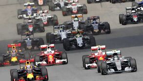 Coronavírus: Mundial de F1 poderá ter Grandes Prémios fora do calendário inicial