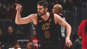 Jogadores da NBA regressaram aos treinos mas nem banho puderam tomar