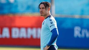 Raul de Tomas irreconhecível no regresso do Espanyol aos treinos