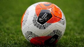 Clubes da Premier League vão poder jogar nos seus estádios o resto da época
