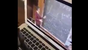 O truque para marcar presença online sem realmente o estar