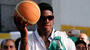 Dennis Rodman faz anos e soma histórias loucas: do pénis partido aos ataques de fúria (e a NBA, claro!)