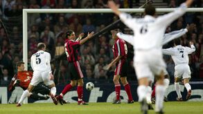 A história de um pontapé galático de Zidane ou de como o Real Madrid ganhou a Champions de 2002
