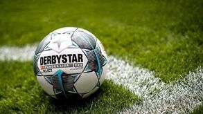Treinadores dispensados de usar máscara no regresso da Bundesliga