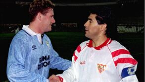 Gascoigne bebeu três dias e foi jogar contra Maradona depois de conversa surreal no túnel