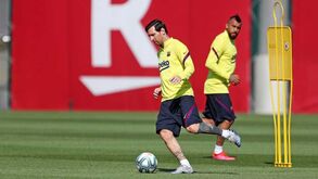 Barcelona protege 'vacas sagradas' no regresso: estará a querer fazer as pazes com Messi?
