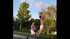 Cristiano Ronaldo fez o 1º golo há exatamente 20 anos: executou um 'slalom', bateu João Ricardo e tirou a camisola