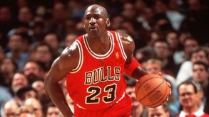 Michael Jordan revela que sofreu intoxicação alimentar no jogo 5 das finais de 1997