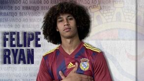 Felipe Ryan é reforço do Alverca
